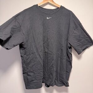 The Nike Tee Oversized Fit Small Black